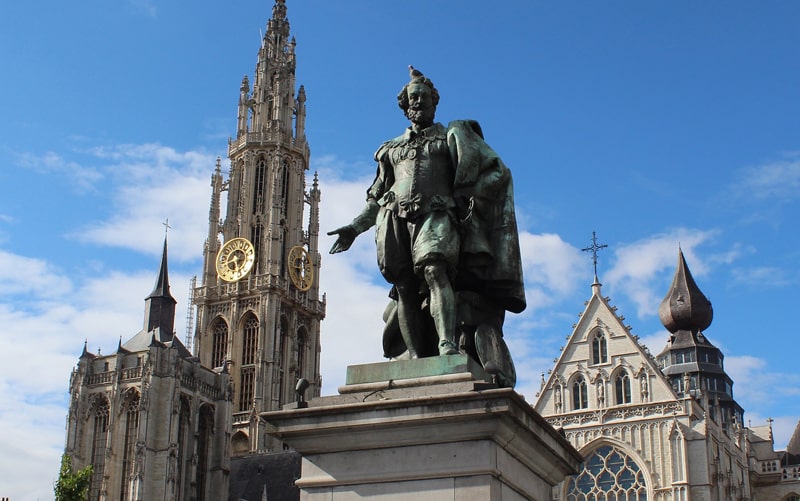Antwerpen-Rubens-Kathedraal-huisjesbelgie.nl
